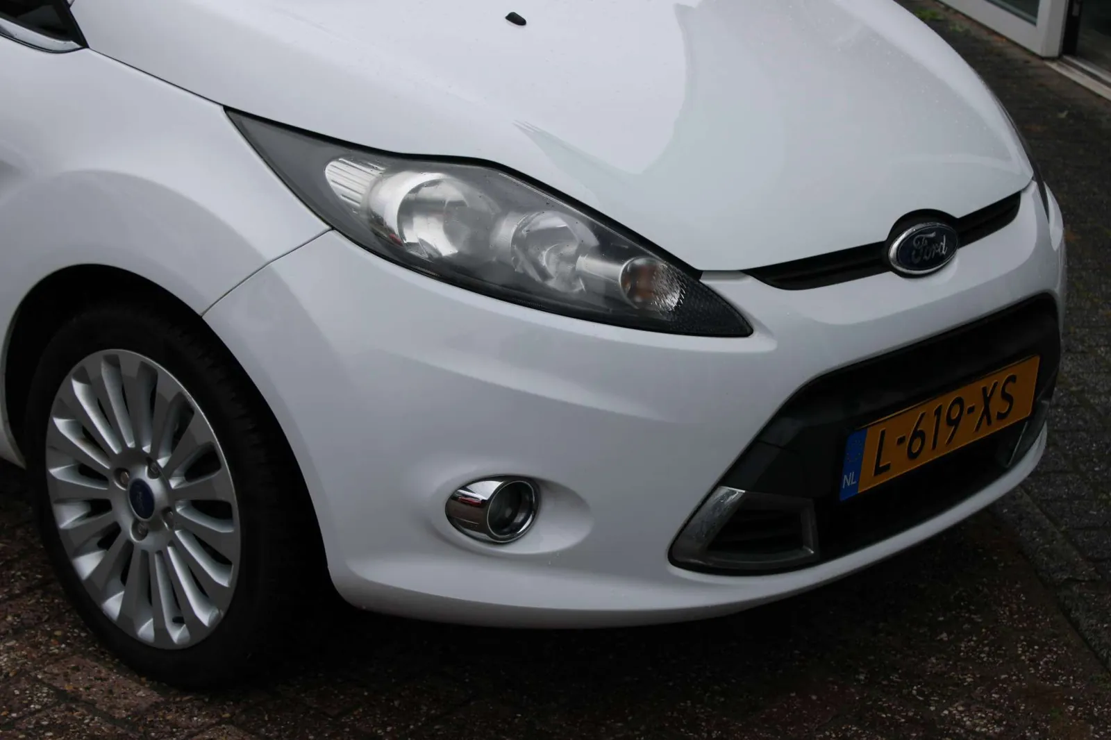 Ford Fiesta 2010 photo 5