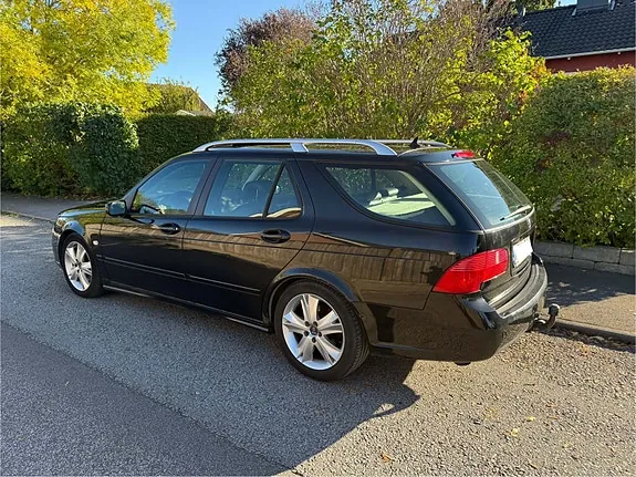 Saab 9-5 2009 photo 2