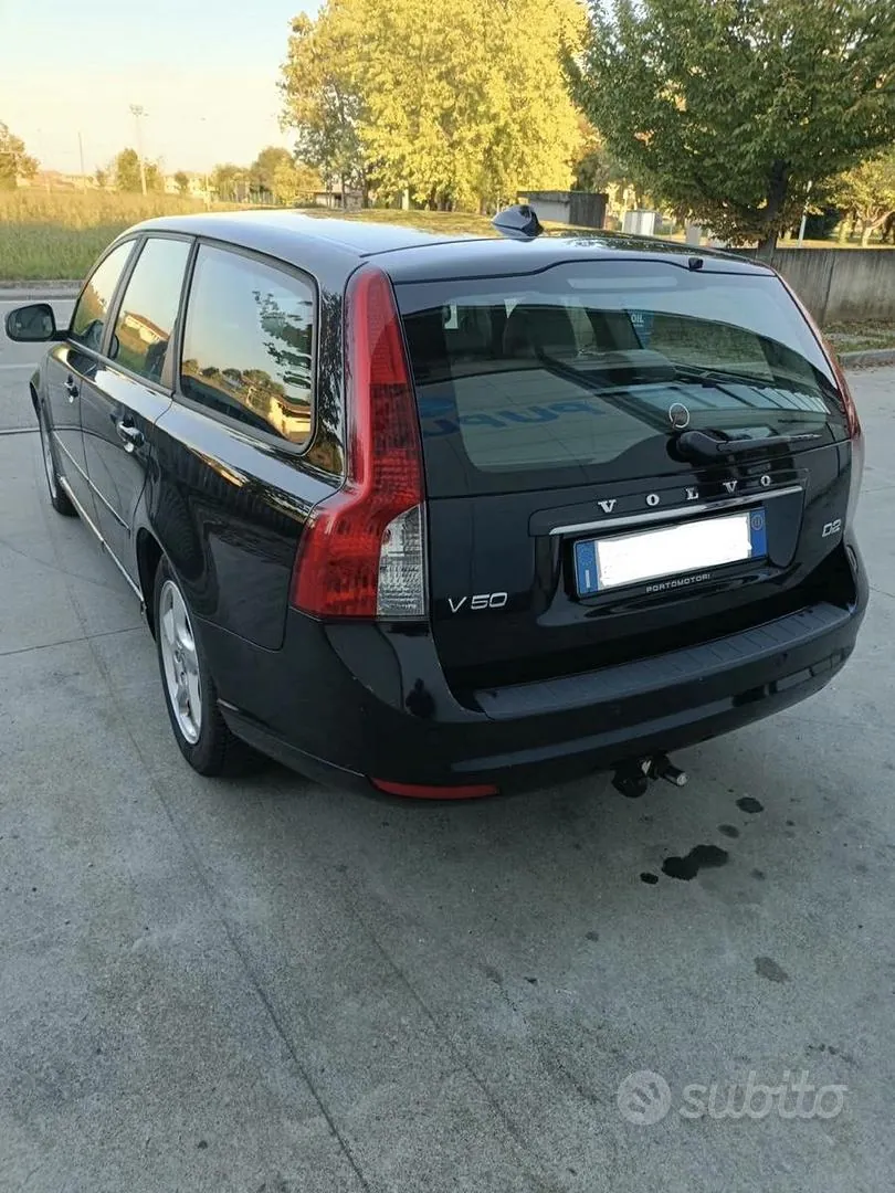 Volvo V50 2011 photo 4