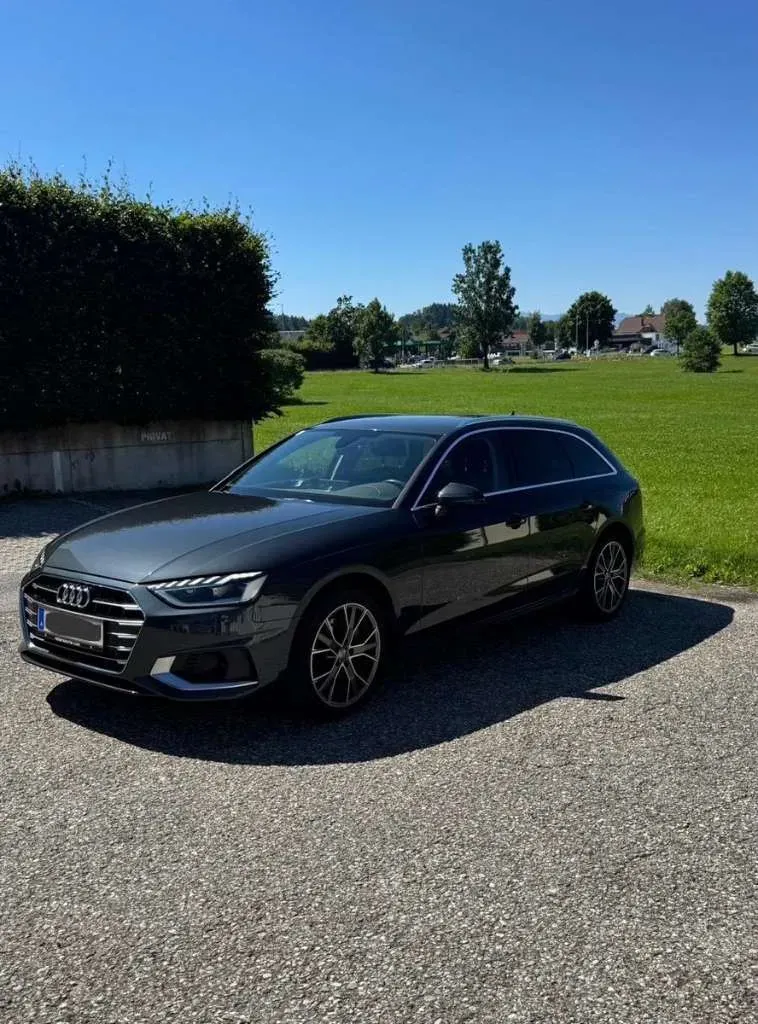 Audi A4 2019 photo 2