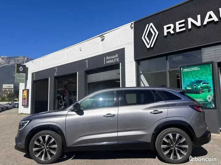Renault Austral 2023 photo 2