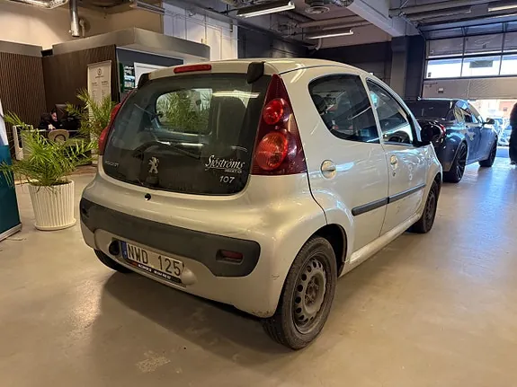 Peugeot 107 2012 photo 4