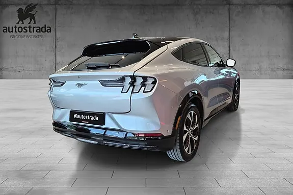 Ford Mustang Mach-E 2022 photo 5