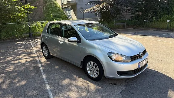 Volkswagen Golf 2010 photo 4