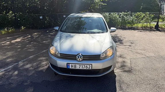 Volkswagen Golf 2010 photo 2