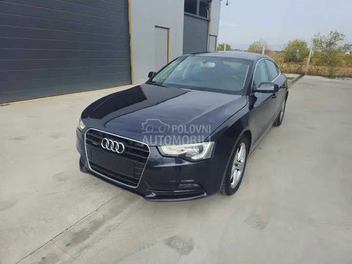 Audi A5 2015 photo 2