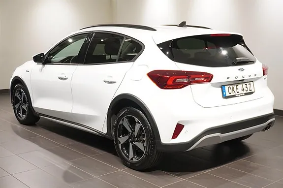 Ford Focus 2023 photo 3