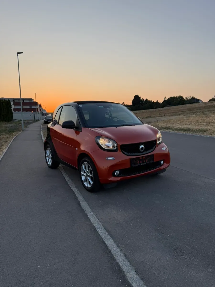 Smart Fortwo 2019 photo 2