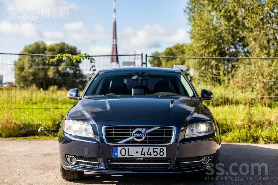 Volvo S80 2010 photo 3