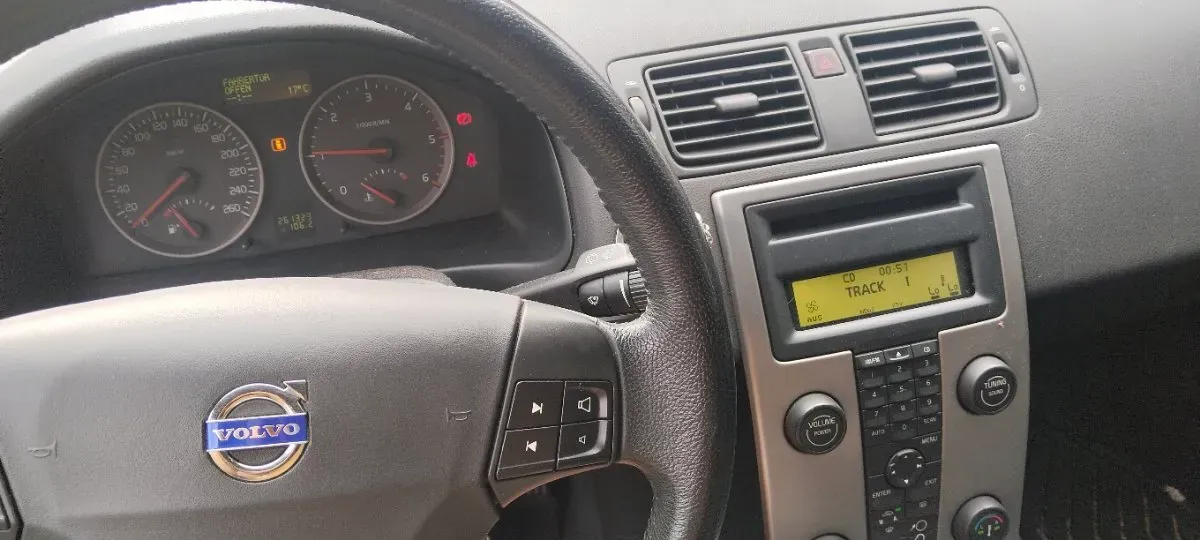 Volvo V50
