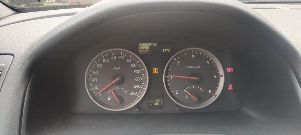 Volvo V50 2006 photo 2
