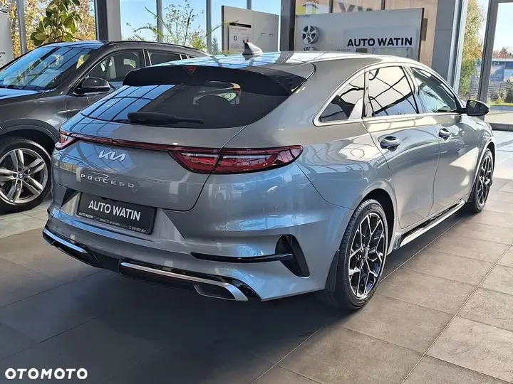 Kia Proceed 2023 photo 4