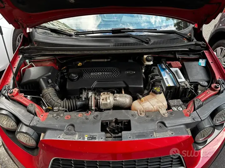 Chevrolet Aveo 2012 photo 4