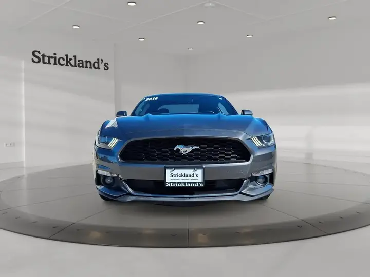 Ford Mustang 2016 photo 2