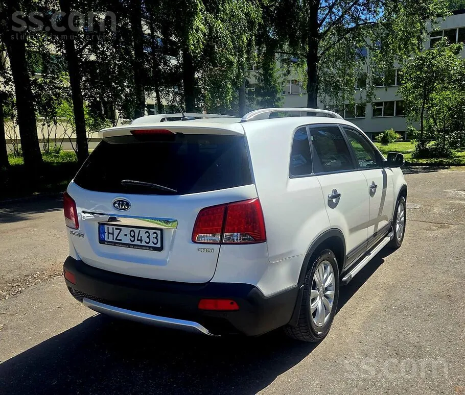 Kia Sorento 2012 photo 3