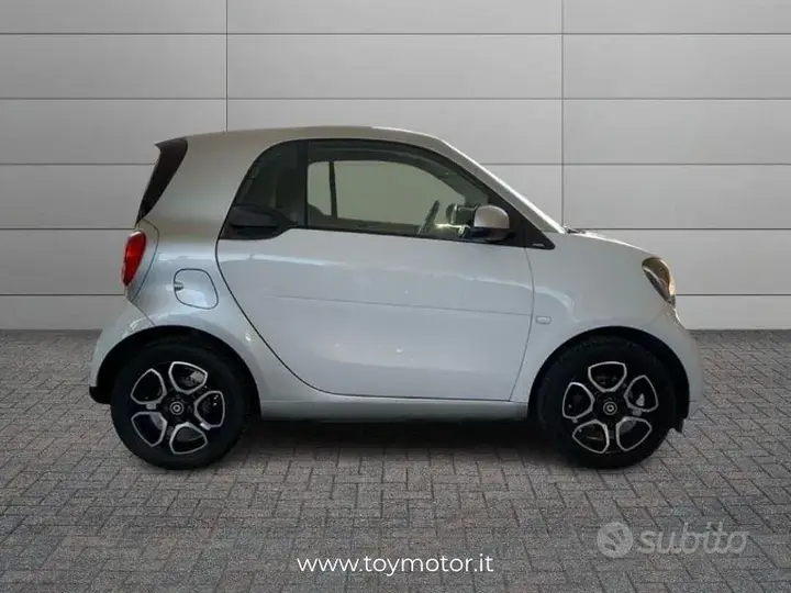 Smart Fortwo 2017 photo 4