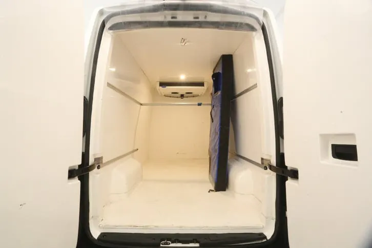 Volkswagen Crafter 2023 photo 3