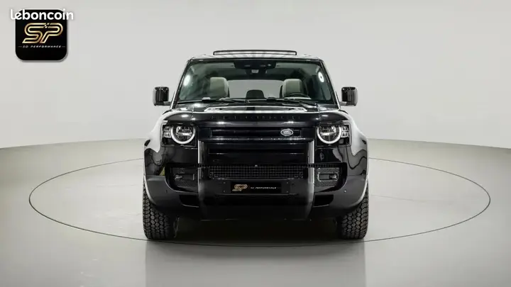 Land Rover Defender 2023 photo 4
