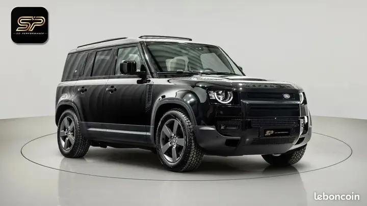 Land Rover Defender 2023 photo 2