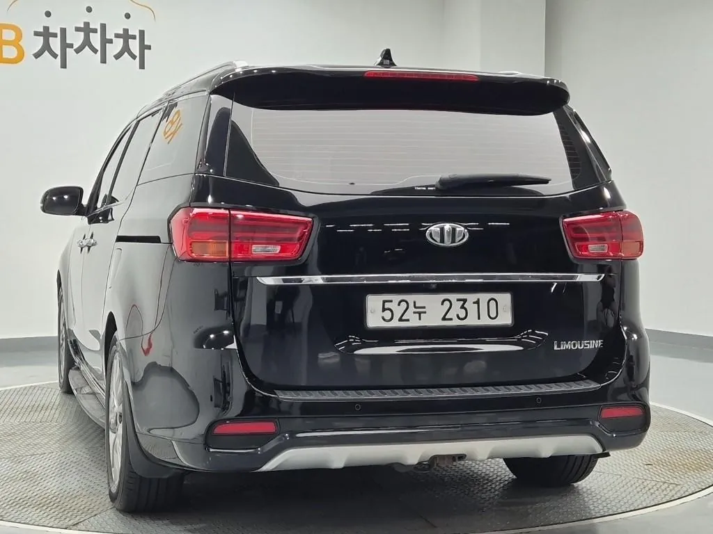 Kia Carnival 2019 photo 2