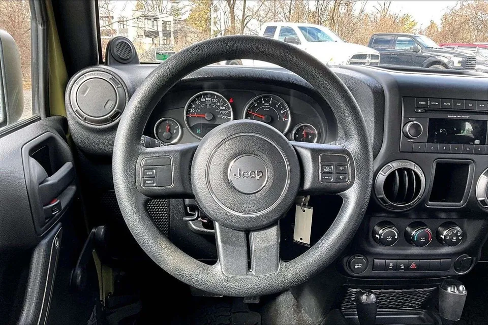 Jeep Wrangler 2013 photo 5