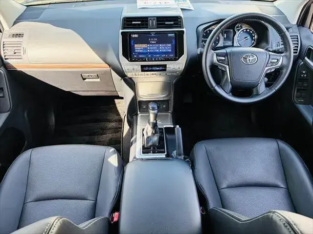 Toyota Land Cruiser Prado 2022 photo 4