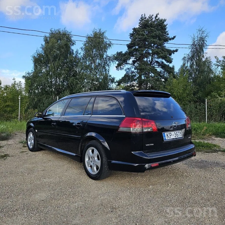 Opel Vectra 2009 photo 3