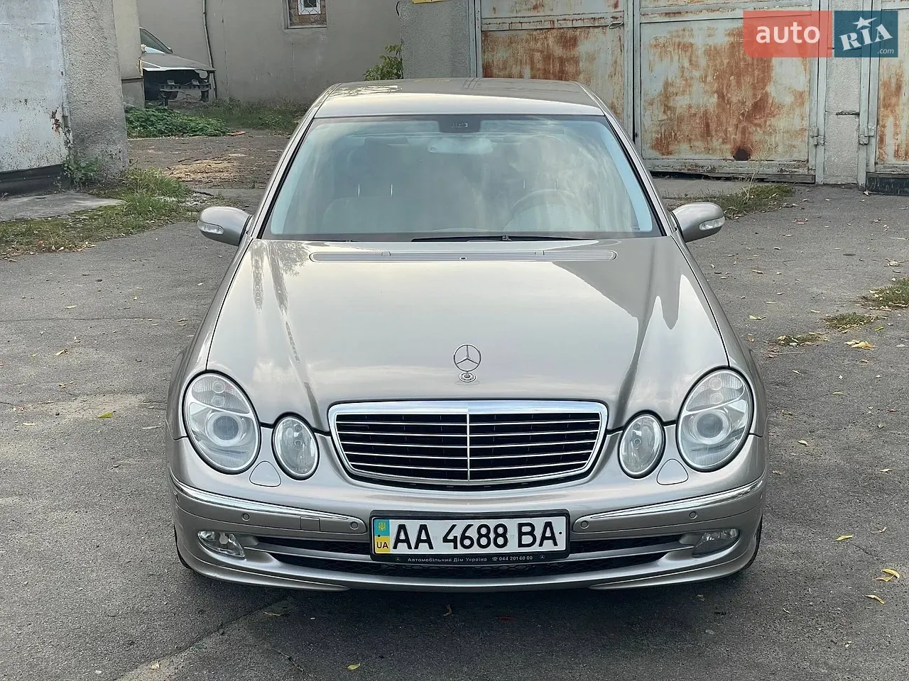 Mercedes-Benz E-Class 2005 photo 4