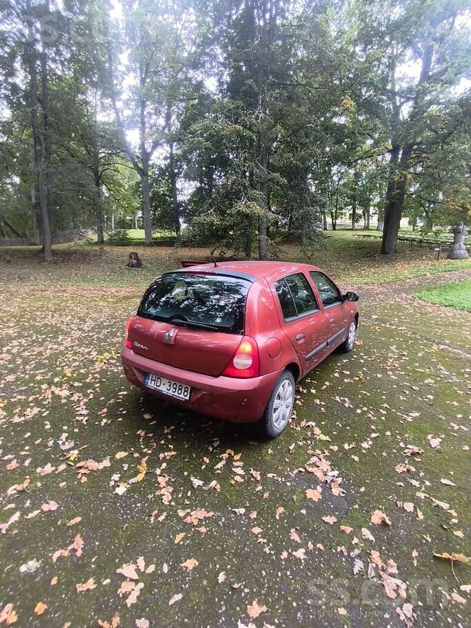 Renault Clio 2008 photo 2