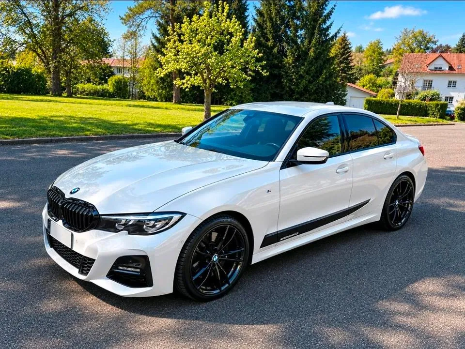 BMW G20