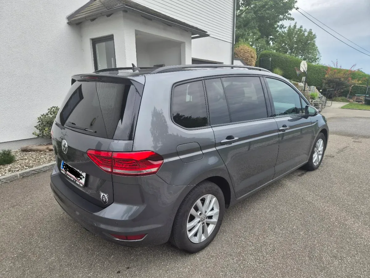 Volkswagen Touran 2019 photo 3