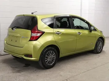 Nissan Note 2017 photo 3