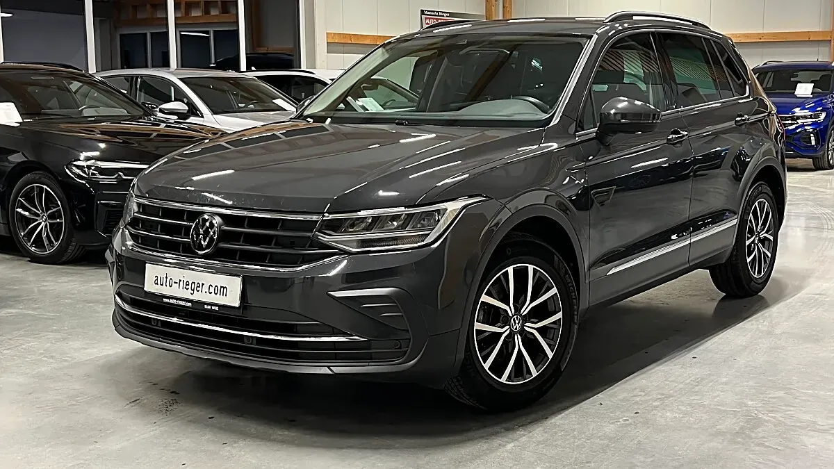 Volkswagen Tiguan 2022 photo 2