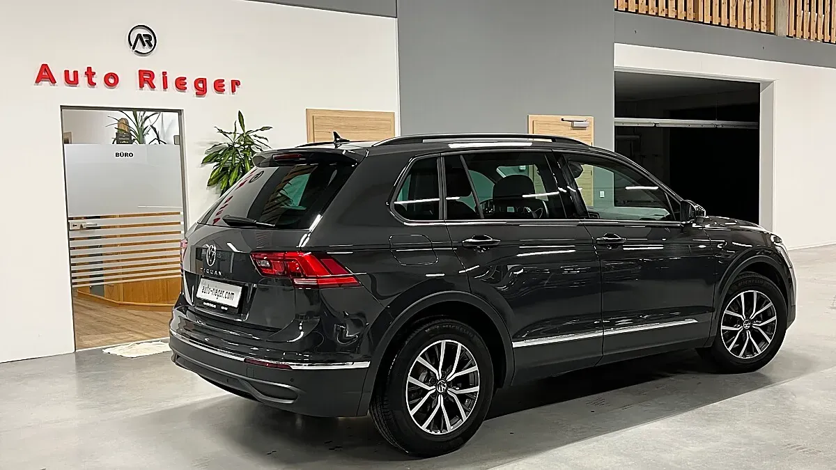 Volkswagen Tiguan 2022 photo 3