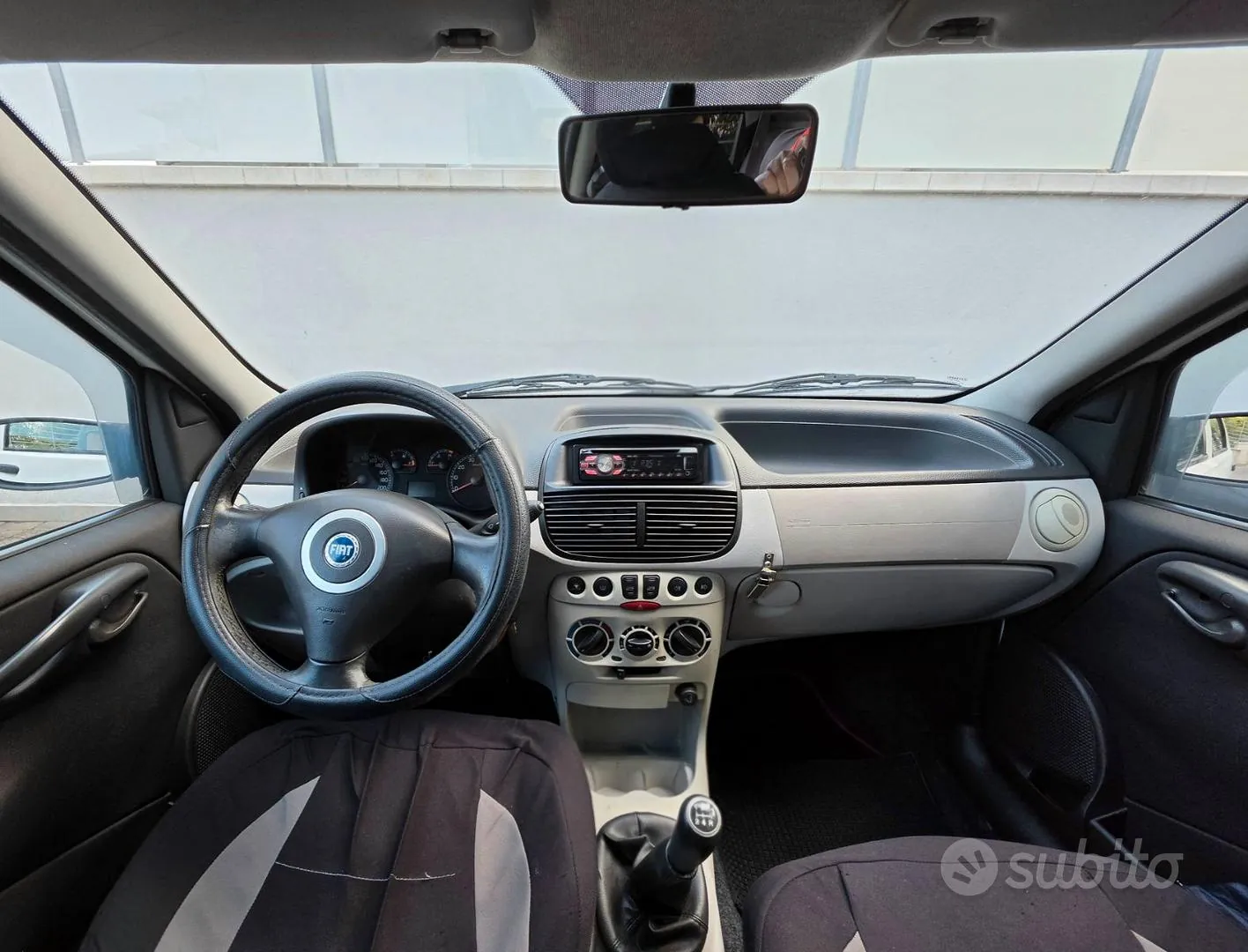 Fiat Punto 2005 photo 5