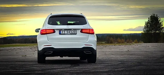 Mercedes-Benz Glc220 D 2016 photo 3