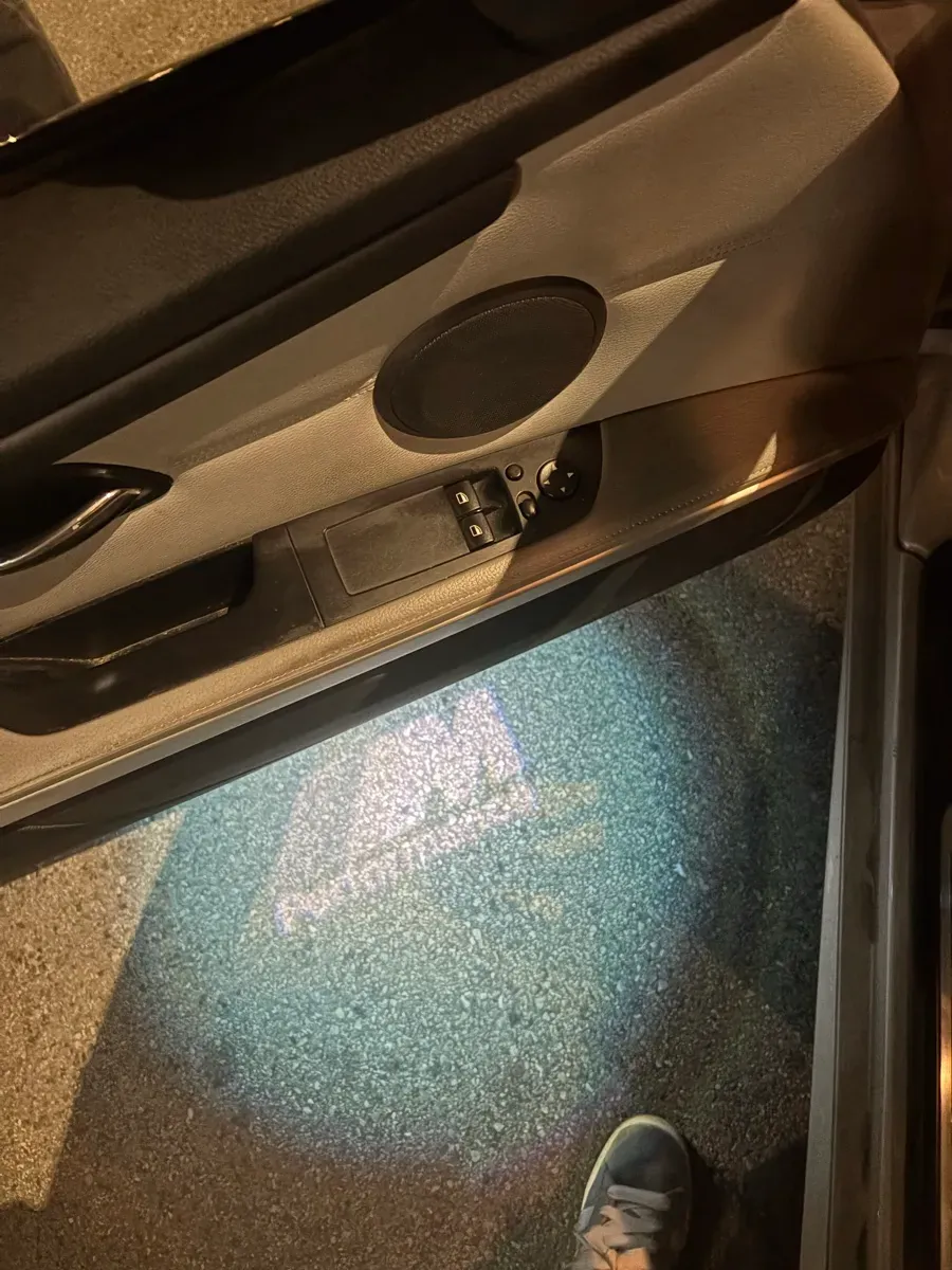 BMW 3 Series 2012 photo 3