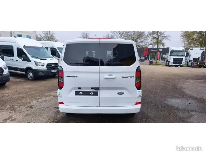 Ford Transit Custom Kombi 2025 photo 4