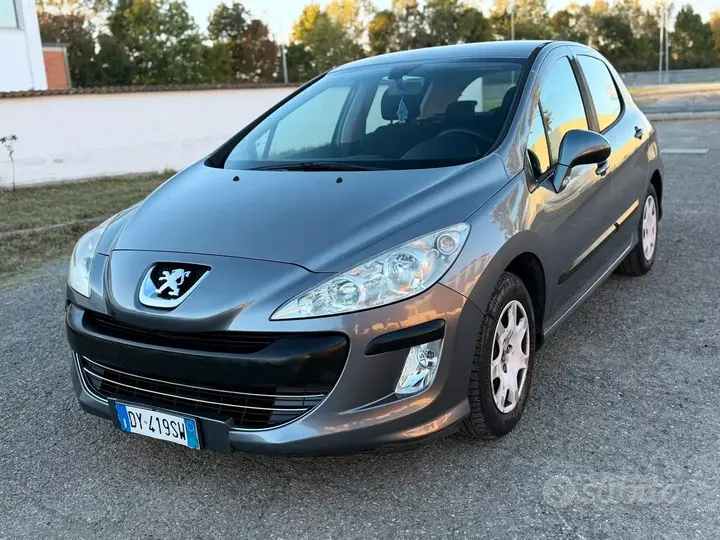 Peugeot 308 2010 photo 4