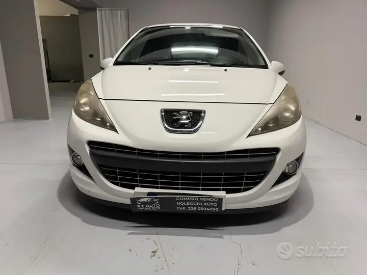 Peugeot 207 2010 photo 2