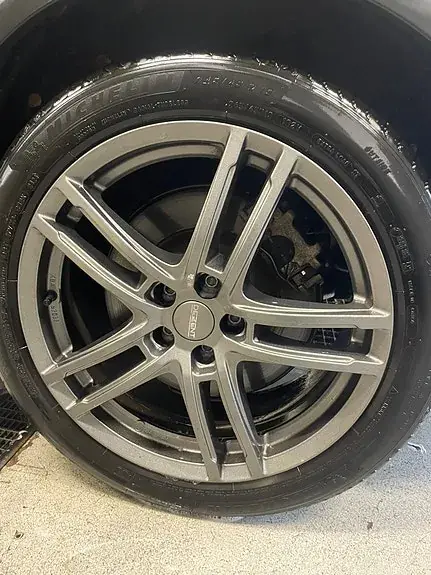 Polestar 2 2025 photo 3