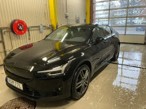 Polestar 2 2025 photo 2