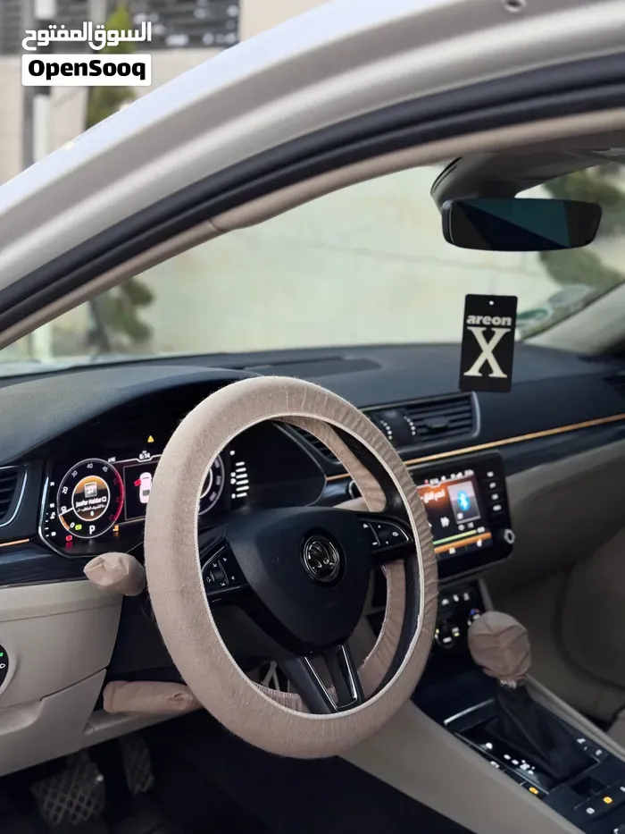 Skoda Superb 2020 photo 3