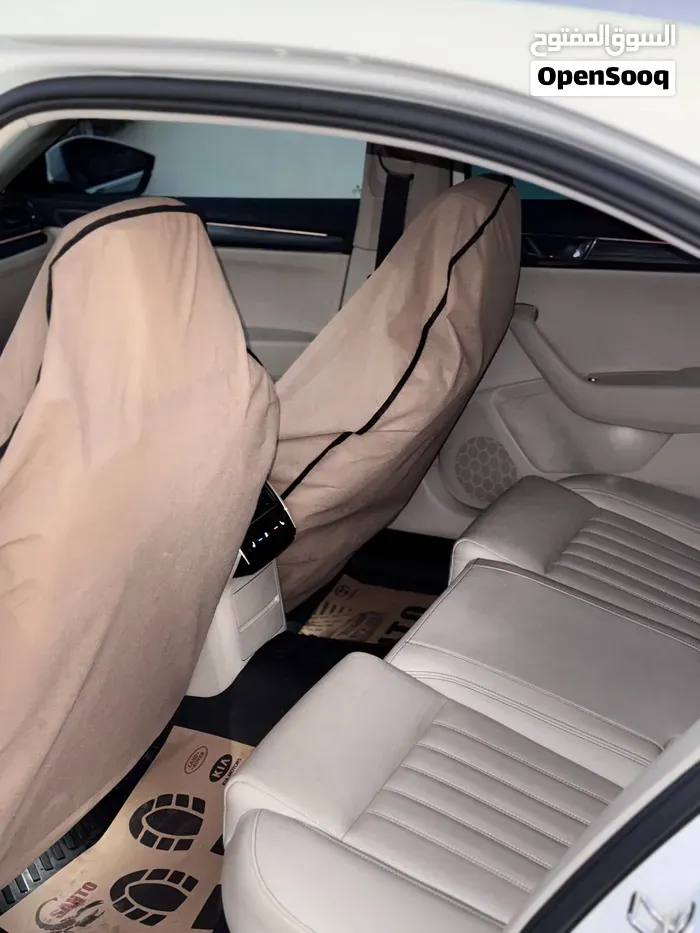 Skoda Superb 2020 photo 2