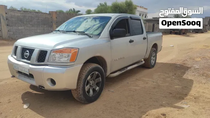 Nissan Titan 2008 photo 2