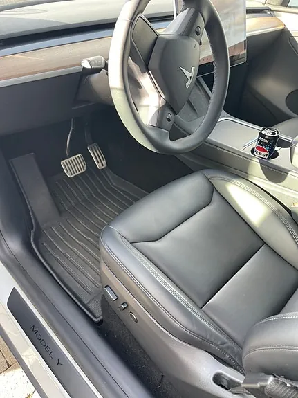 Tesla Model Y 2023 photo 5