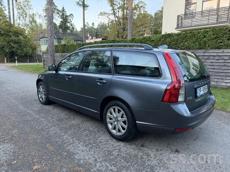Volvo V50 2009 photo 3