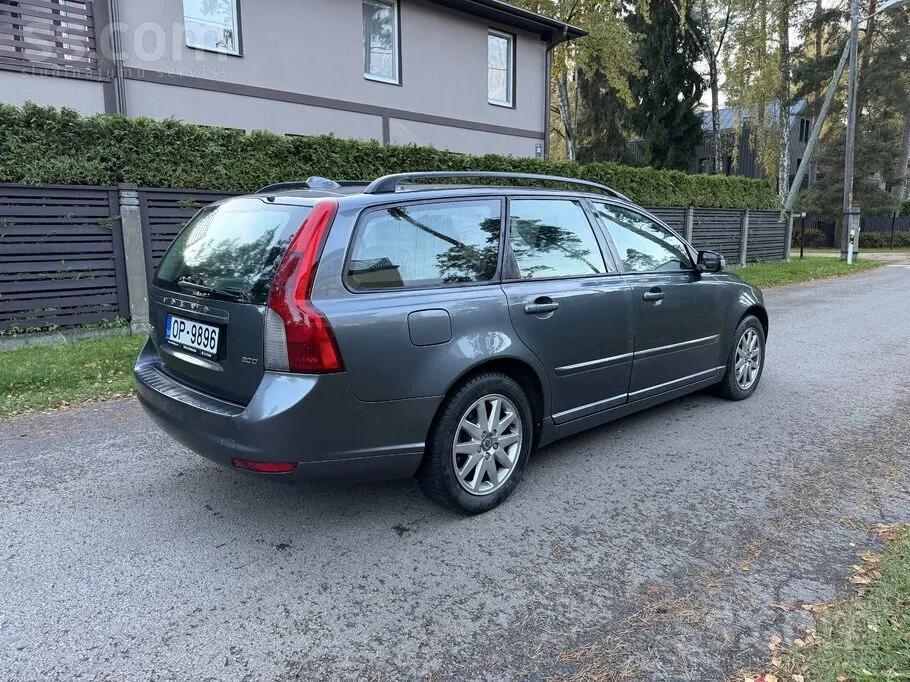 Volvo V50 2009 photo 4
