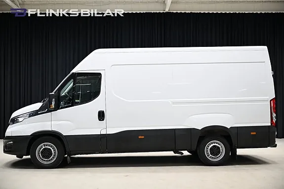 Iveco Daily 2023 photo 2
