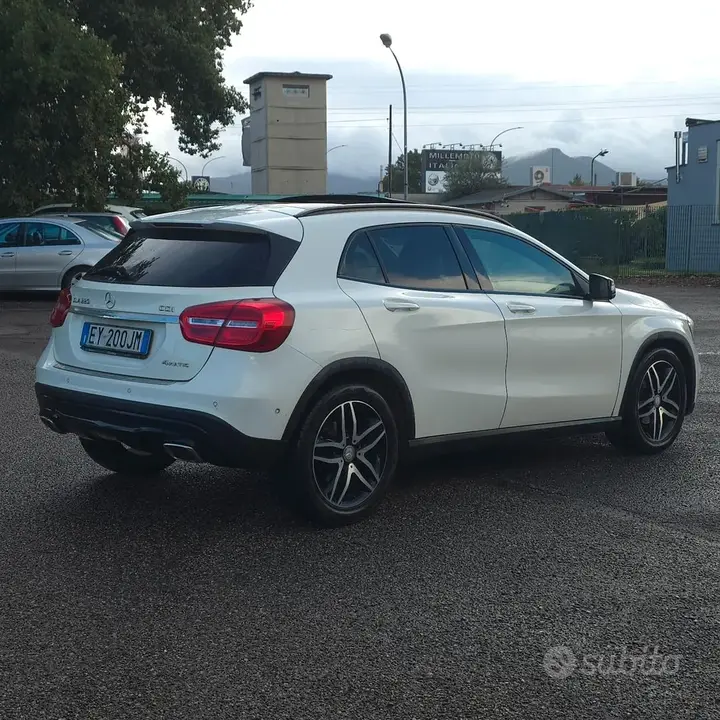 Mercedes-Benz Gla 2015 photo 5